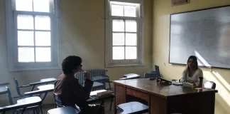 Jak znaleźć mentorów i uzyskać wsparcie na studiach 199-jak-znalezc-mentorow-i-uzyskac-wsparcie-na-studiach.webp